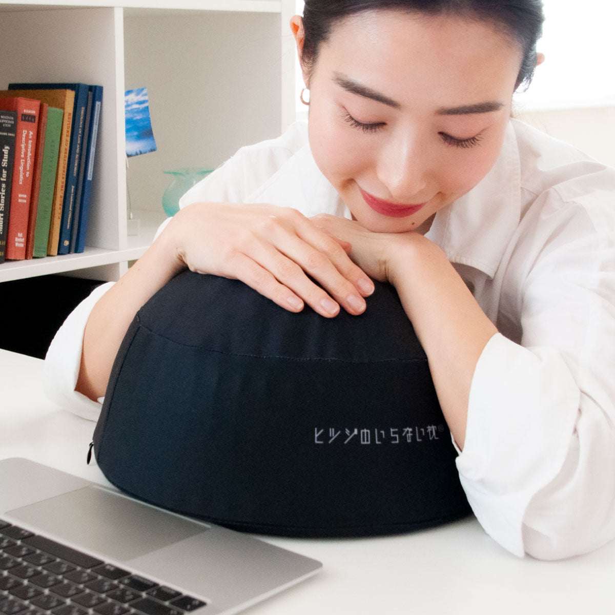 ヒツジのいらない枕® ーマジックドームー